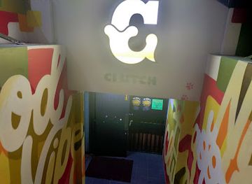 japan/okinawa/nightclub/club-clutch