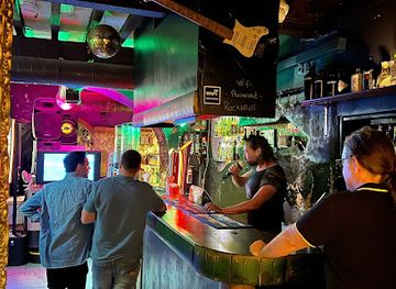 portugal/faro/nightclub/rockline