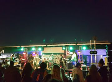 california/huntington-beach/bolsa-chica-state-beach/nightclub/sealegs-at-the-beach