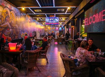 qatar/al-wakrah/nightclub/street-22-club