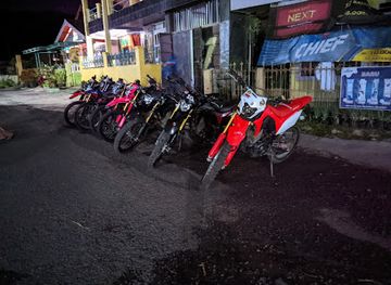 indonesia/mount-bromo/nightclub/arwet