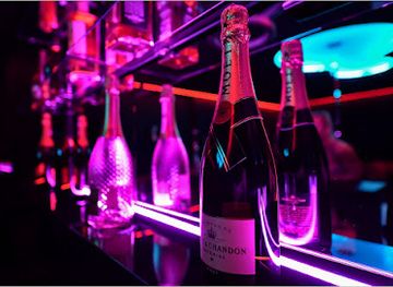 lithuania/kaunas/zaliakalnis/nightclub/kristalas-striptizo-klubas