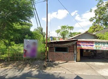 indonesia/yogyakarta/nightclub/kangkung-kuah-santan