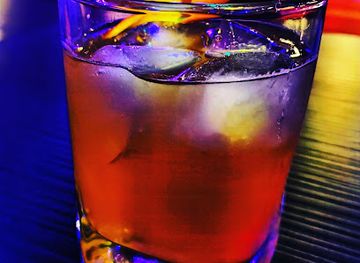 peru/huancavelica/nightclub/enkantos-diskoteca-bar-karaoke-drink-house