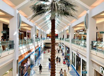 micronesia/eastern-caroline-islands/nightclub/micronesia-mall