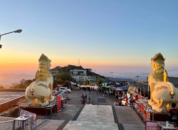 myanmar-burma/golden-rock/nightclub/kyaik-htee-yoe-pagoda