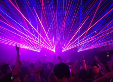 north-carolina/charlotte/uptown/nightclub/trio