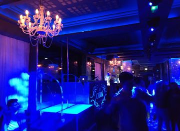 france/angers/nightclub/le-carre