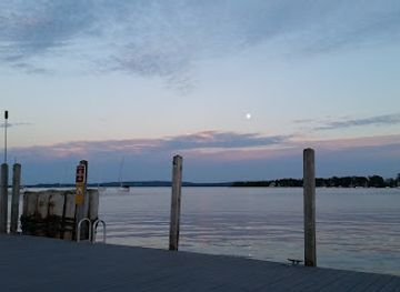 michigan/harbor-springs/nightclub/little-harbor-club