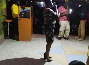 uganda/entebbe/nightclub/capital-pub-entebbe