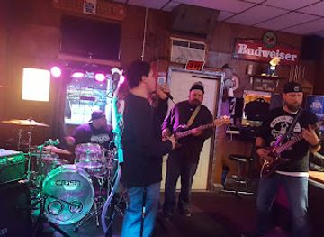 nebraska/fremont/nightclub/doe-s-place