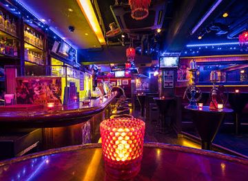 japan/tokyo/roppongi/nightclub/the-first-house