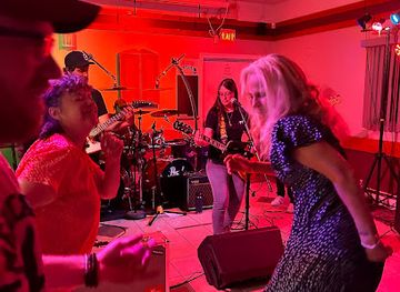 canada/maritimes/nightclub/church-point-social-club