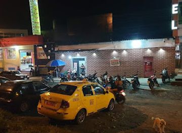 ecuador/santo-domingo-de-los-tsachilas-region/nightclub/night-club-las-munecas