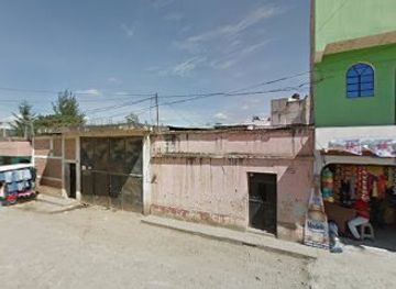 guatemala/chichicastenango/nightclub/kalinova