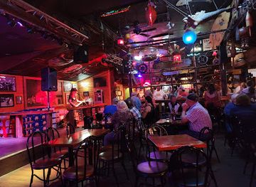 Trade Winds Lounge