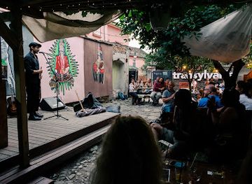 romania/sighisoara-area/nightclub/refresh