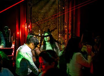 Lumiere | Social Distancing Club