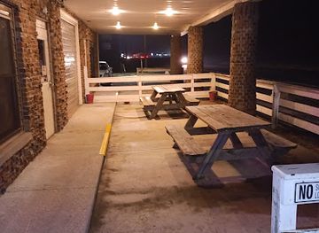 delaware/blackbird-state-forest/nightclub/the-getaway-lounge-and-liquors