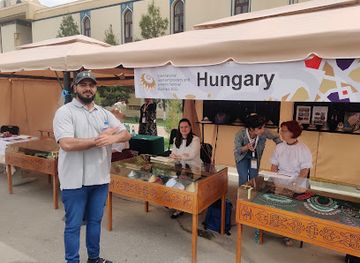 uzbekistan/bukhara-region/nightclub/kovchin