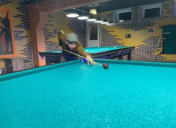 uzbekistan/navoi/nightclub/medved-billiard-klub