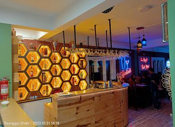 myanmar-burma/kalaw/nightclub/th-twin-heart