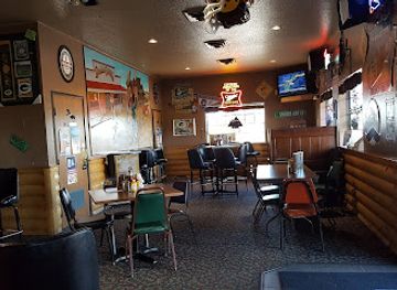 wisconsin/devil-s-lake-state-park/nightclub/bronco-billy-s-saloon