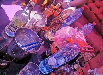 cameroon/douala/bassa/nightclub/snack-bar-le-bourget