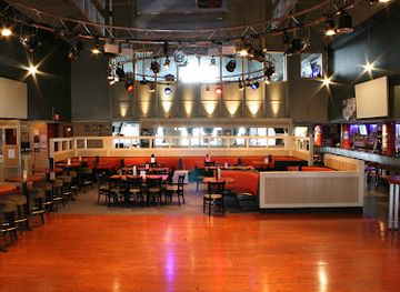 virginia/assateague-island/nightclub/breakers-sky-lounge