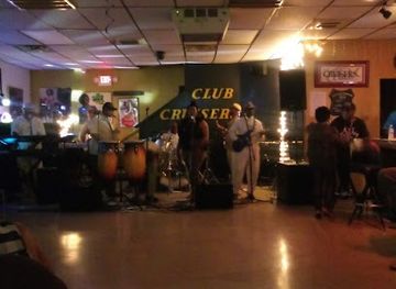 michigan/grand-rapids/nightclub/club-cruisers