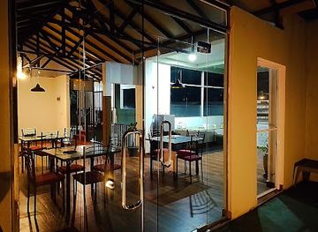 sri-lanka/matale-district/nightclub/paradise-lounge