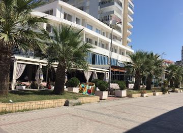 albania/durres-coast/nightclub/posh-lounge