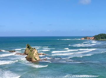 dominica/batibou-beach/nightclub/chill-a-bit