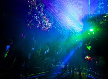 croatia/peljesac-peninsula/nightclub/under-orah