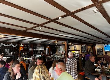 new-zealand/kaikoura/nightclub/the-whaler-bar-and-restaurant