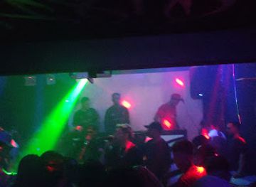 brazil/florianopolis/lagoa-da-conceicao/nightclub/beeats-bar-pub