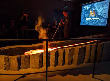 iceland/vík-í-mýrdal/nightclub/lava-show-in-vik
