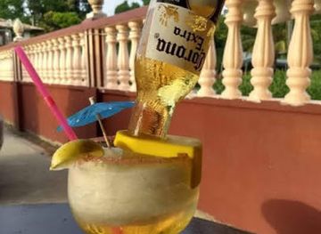 trinidad-and-tobago/mayaro-rio-claro/nightclub/el-mejor-bar