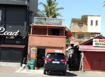 Boulevard ktv Bar & Grill