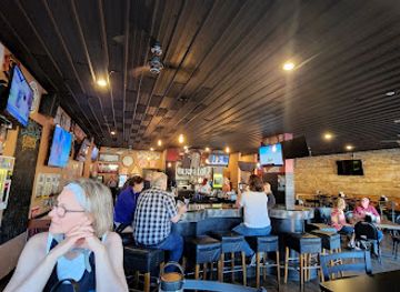 wisconsin/sturgeon-bay/nightclub/brick-lot-pub-grill