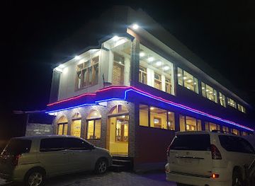 pakistan/gilgit/nightclub/paradise-hotel-restaurant-gilgit