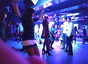 ukraine/cherkasy/nightclub/reflection