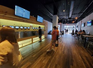 alabama/orange-beach/nightclub/pour-smart-bar