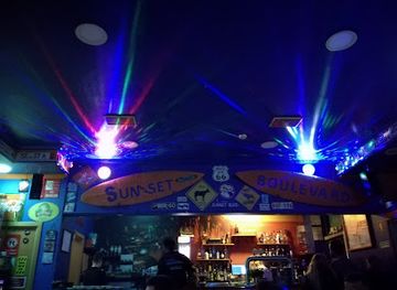 portugal/nazare/nightclub/sunset-boulevard-bar-cafe