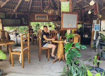 philippines/malapascua-island/nightclub/bebot-s