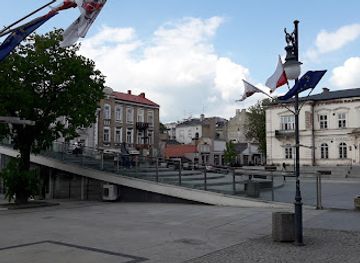 poland/radom/nightclub/fontanny-miejskie