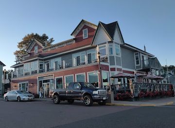 wisconsin/apostle-islands-national-lakeshore/nightclub/the-pickled-herring