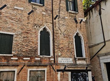 italy/venice/santa-croce/nightclub/easy-bar