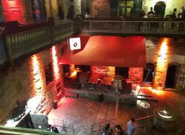 france/rennes/centre/nightclub/delicatessen