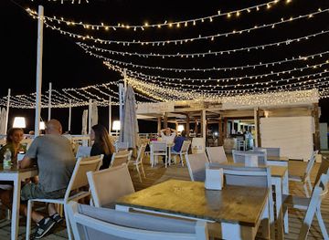 italy/palermo/mondello/nightclub/mida-lounge-bar-valdesi